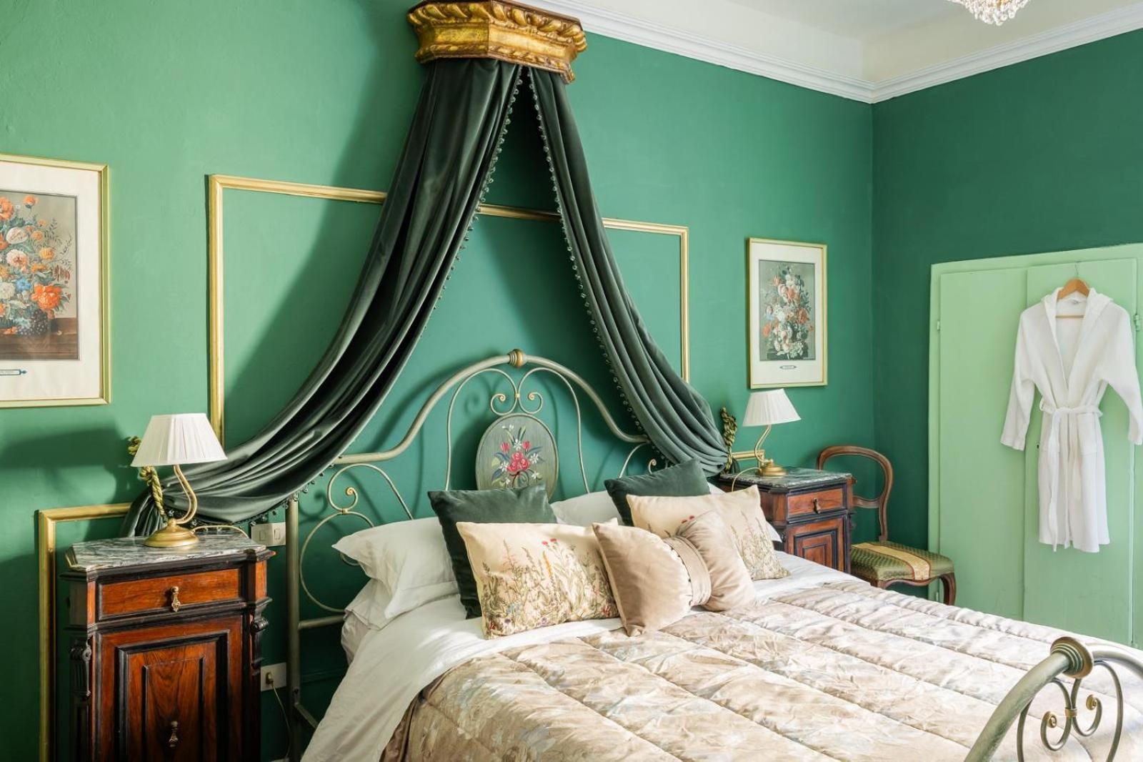 La Foresteria Di Palazzo Picedi Benettini Сарцана Экстерьер фото