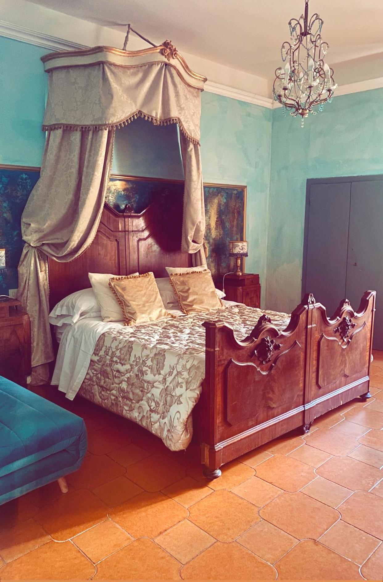 La Foresteria Di Palazzo Picedi Benettini Сарцана Экстерьер фото